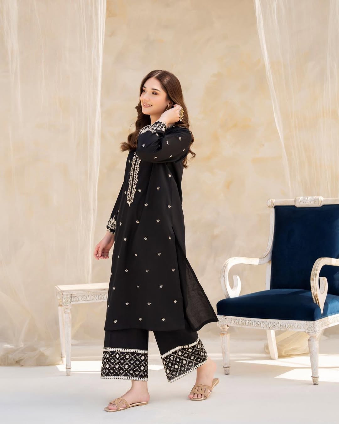 BLACK HOCK EMB LONG LENGTH STITCHED FOR GIRLS
