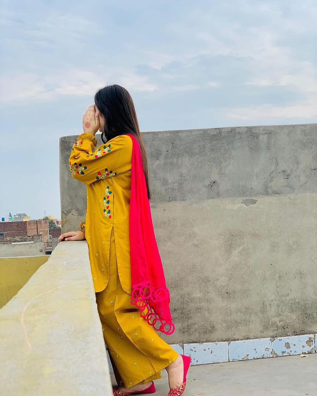 BURAAQ PLAZZO EMBROIDERY 2PC