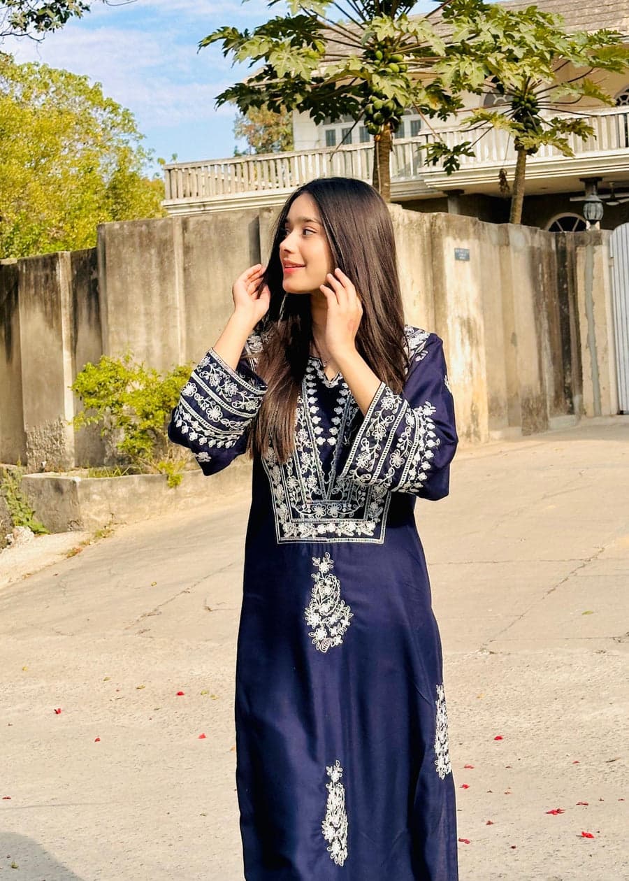 DAZZEL EMB LONG LENGHT